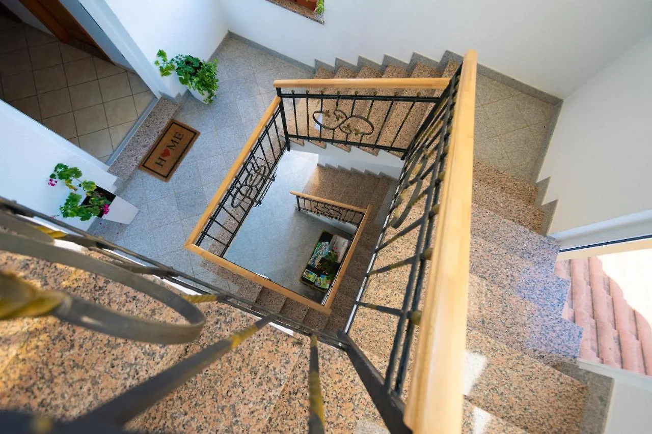 Apartmani Sandra Malinska Sveti Vid-Miholjice Apartment